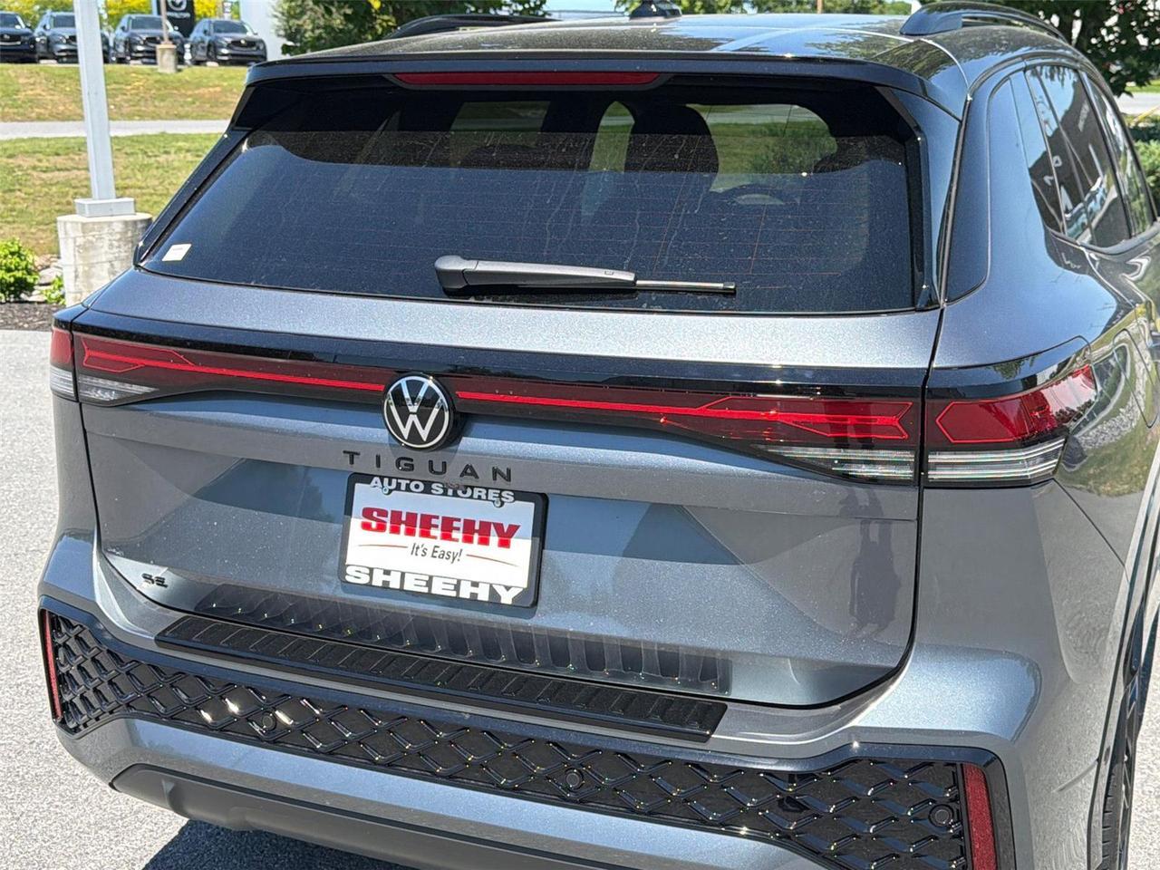 2026 Volkswagen Tiguan SE R-Line Black Hagerstown MD