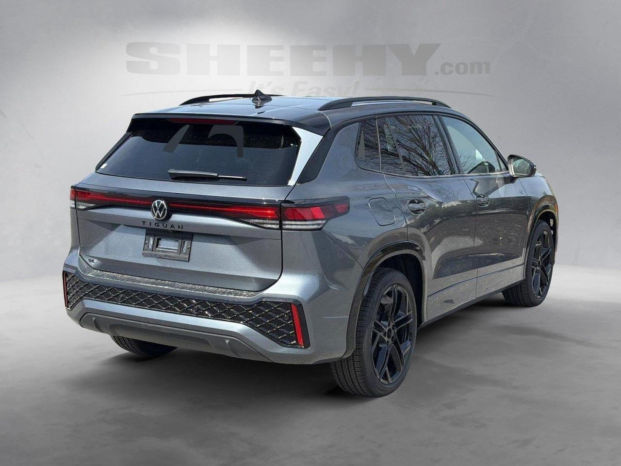 2026 Volkswagen Tiguan SE R-Line Black Hagerstown MD