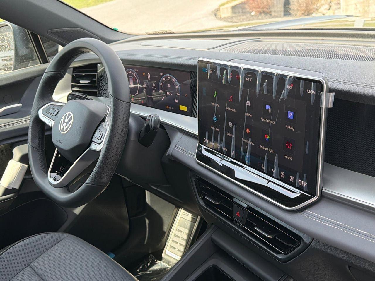 2026 Volkswagen Tiguan SE R-Line Black Hagerstown MD