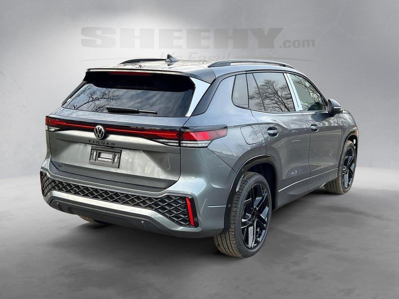 2026 Volkswagen Tiguan SE R-Line Black Hagerstown MD