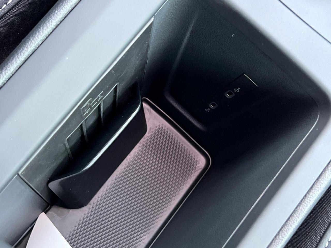 2026 Volkswagen Tiguan SE R-Line Black Hagerstown MD