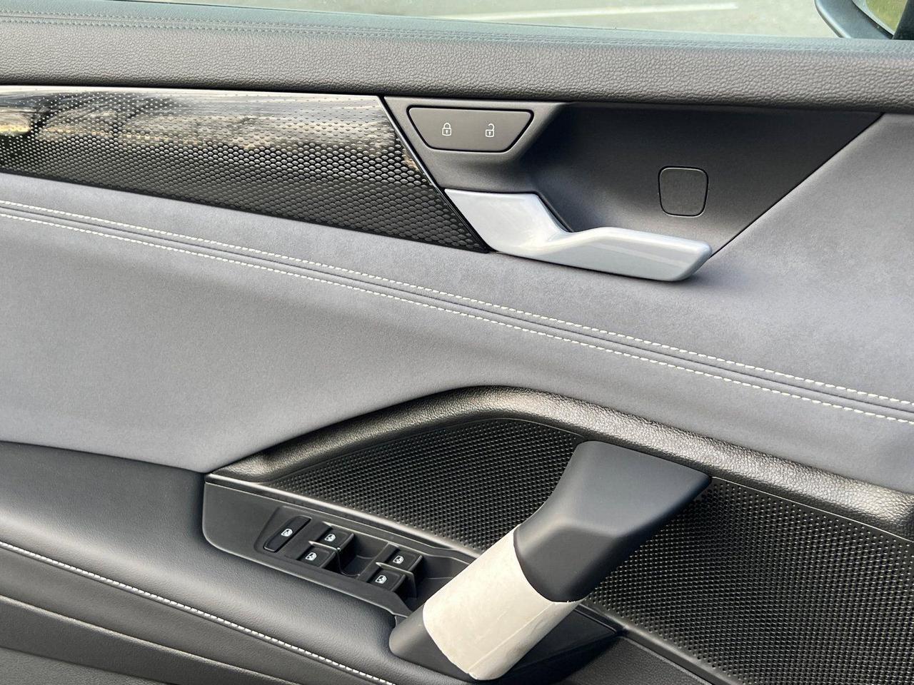 2026 Volkswagen Tiguan SE R-Line Black Hagerstown MD