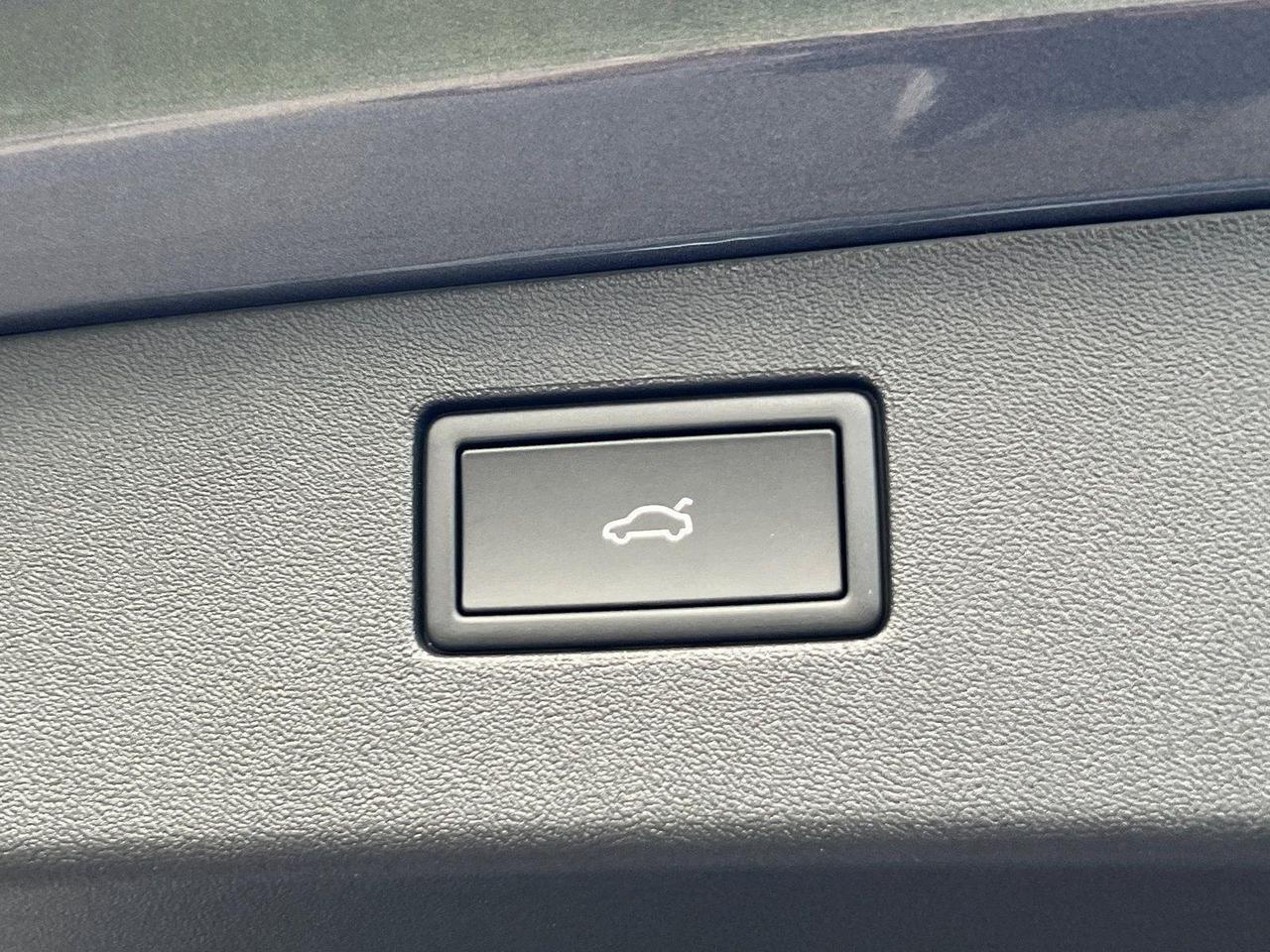 2026 Volkswagen Tiguan SE R-Line Black Hagerstown MD