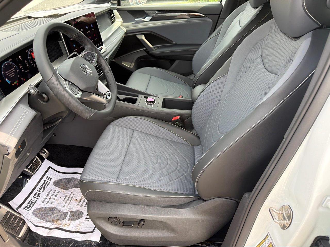 2026 Volkswagen Tiguan SE R-Line Black Hagerstown MD