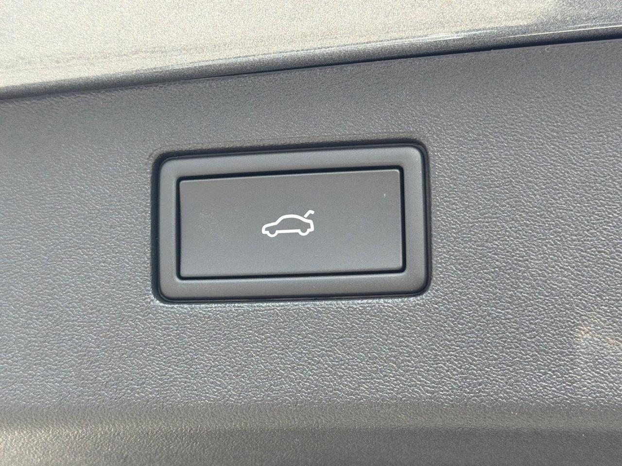 2026 Volkswagen Tiguan SE R-Line Black Hagerstown MD