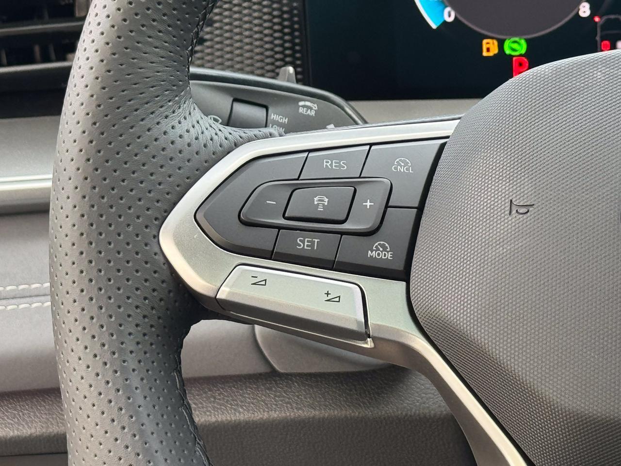 2026 Volkswagen Tiguan SE R-Line Black Springfield VA