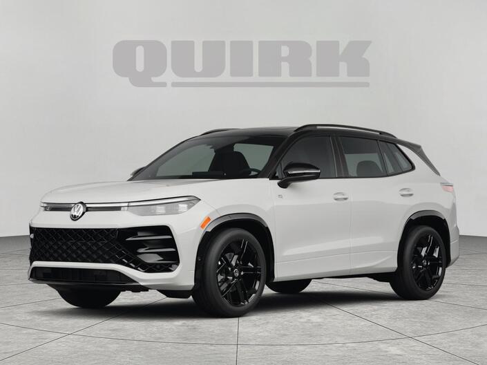 2026 Volkswagen Tiguan SE R-Line Black(ARRIVING END OF FEB/EARLY MARCH) Oshkosh WI