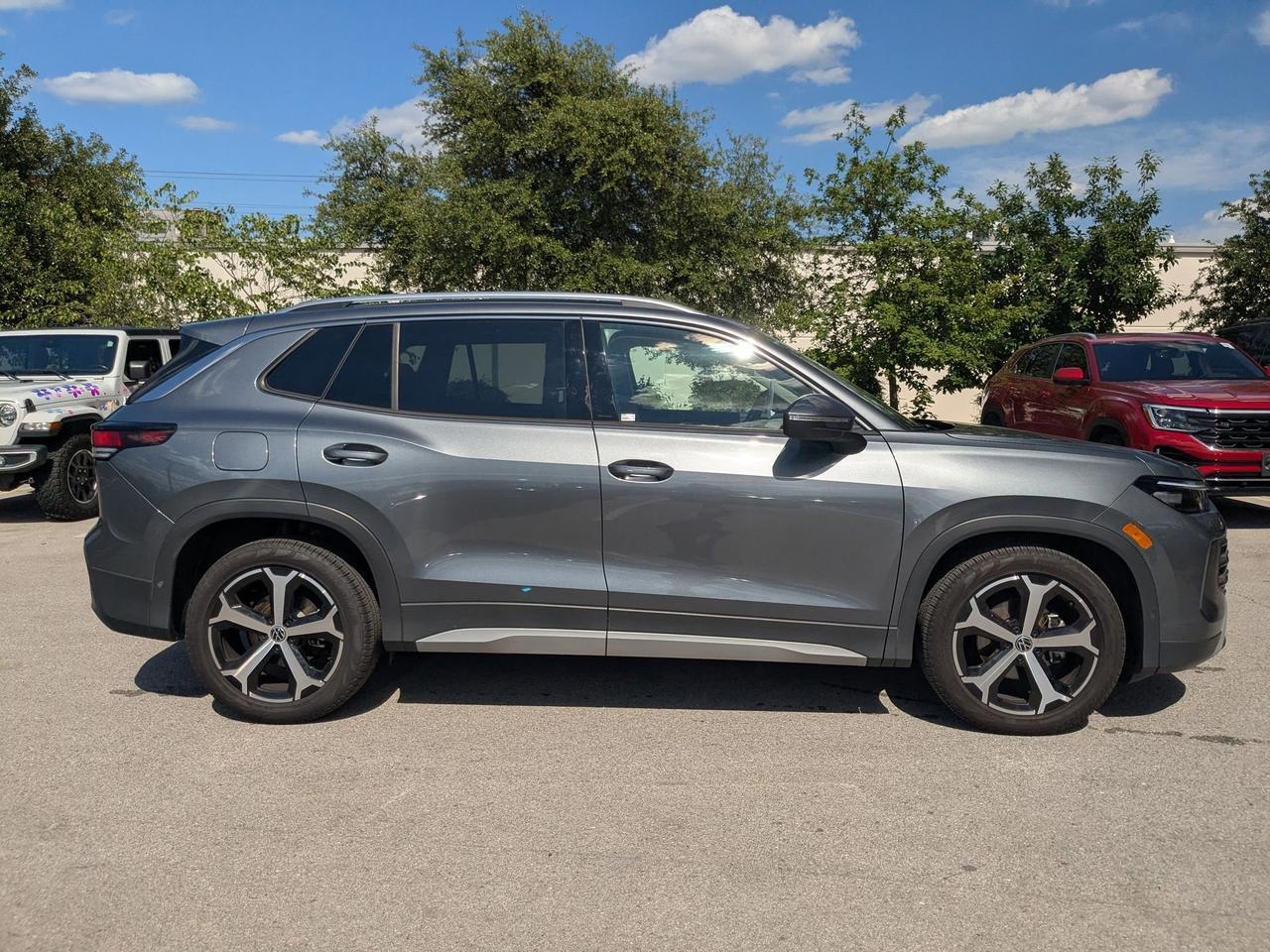 2026 Volkswagen Tiguan SE