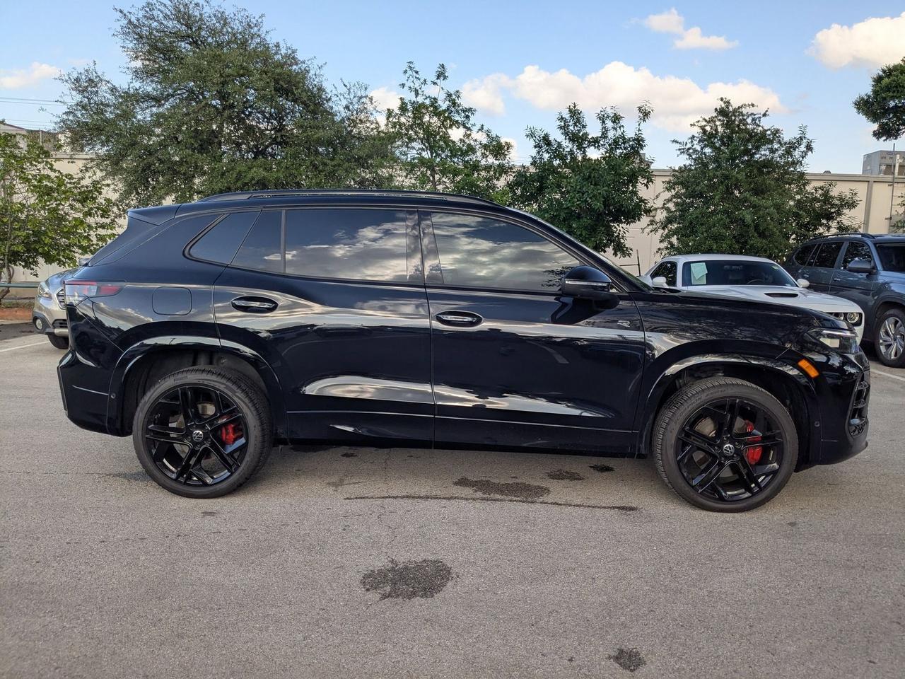 2026 Volkswagen Tiguan SEL R-Line Turbo