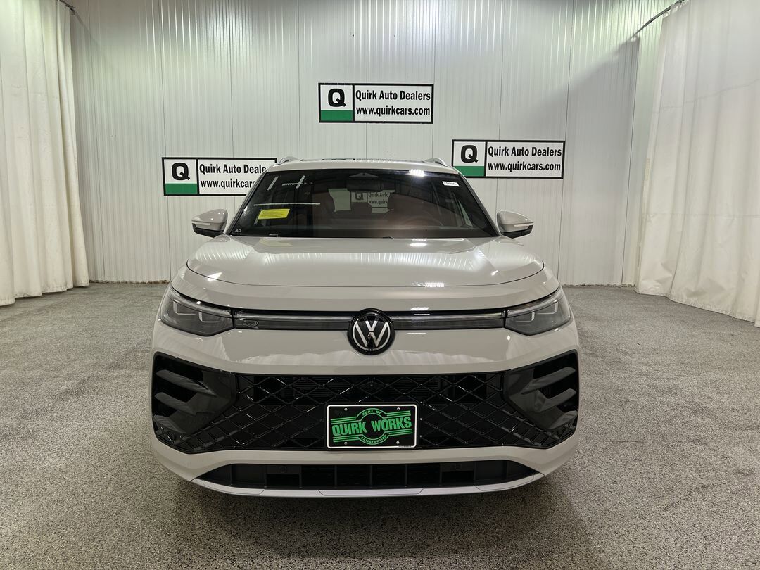 2026 Volkswagen Tiguan SEL R-Line Turbo