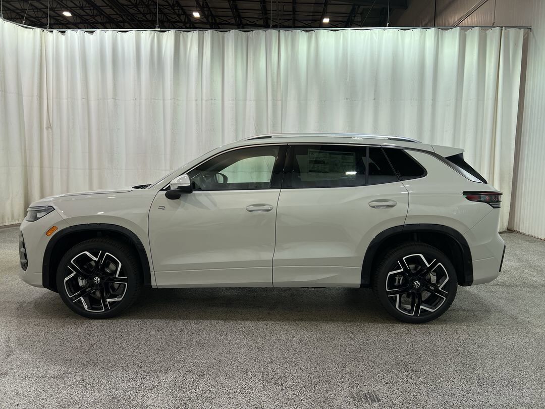 2026 Volkswagen Tiguan SEL R-Line Turbo San Clemente CA