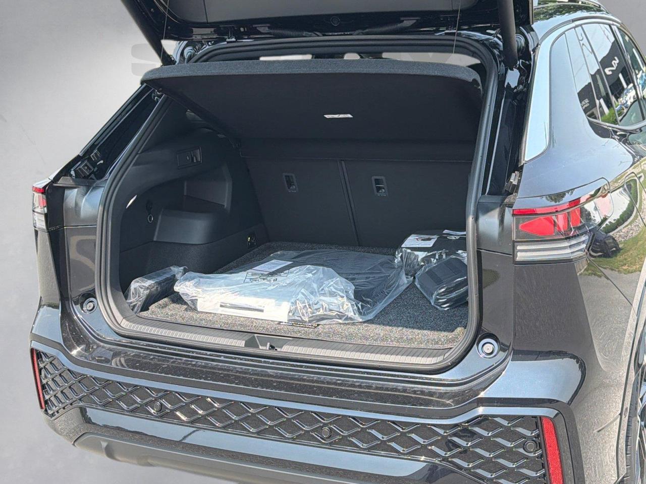 2026 Volkswagen Tiguan SEL R-Line Turbo Hagerstown MD