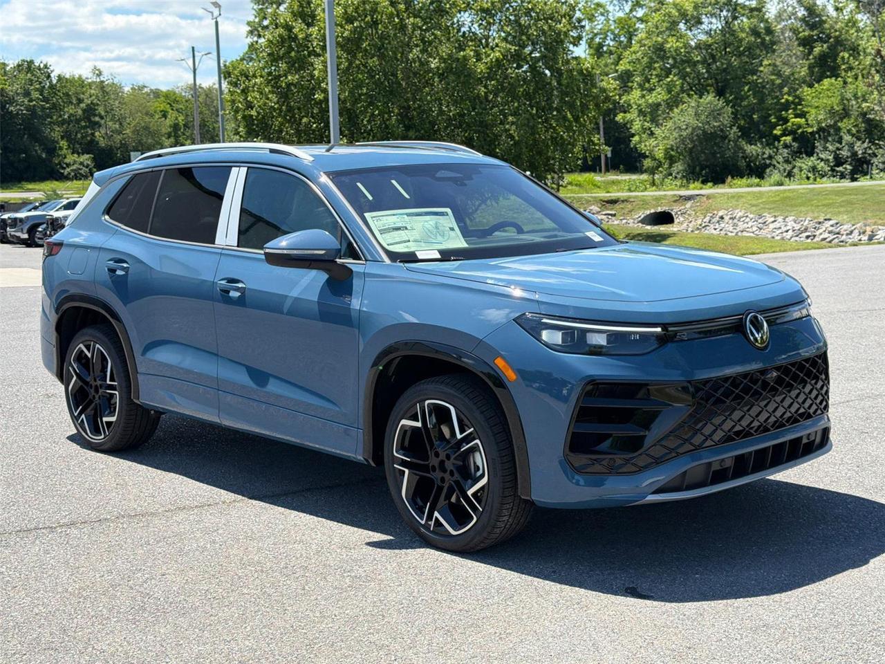 2026 Volkswagen Tiguan SEL R-Line Turbo