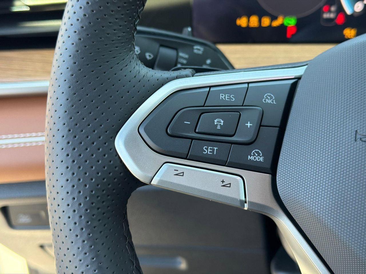 2026 Volkswagen Tiguan SEL R-Line Turbo Hagerstown MD