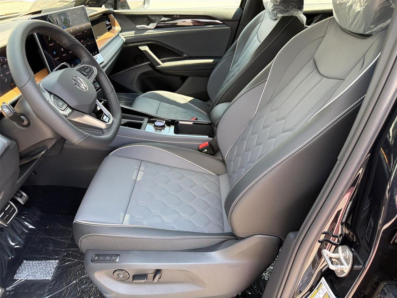 2026 Volkswagen Tiguan SEL R-Line Turbo Hagerstown MD