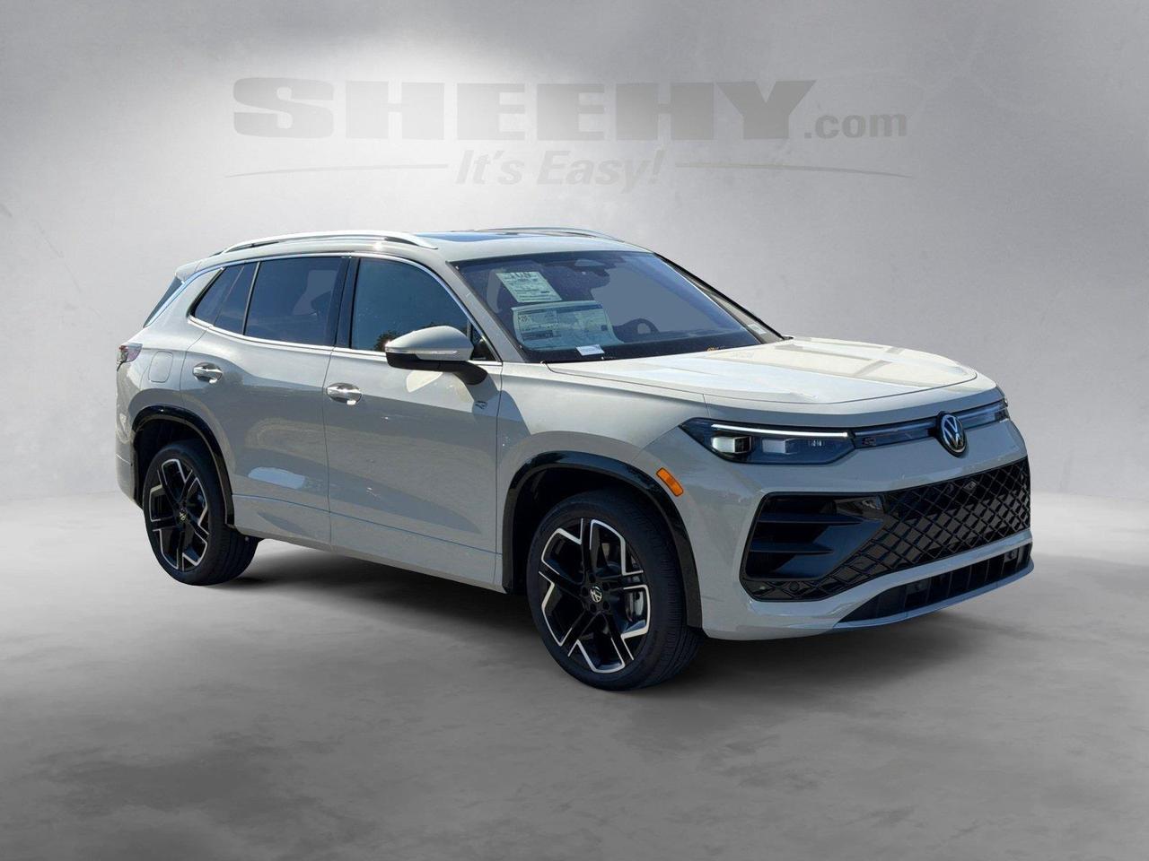 2026 Volkswagen Tiguan SEL R-Line Turbo