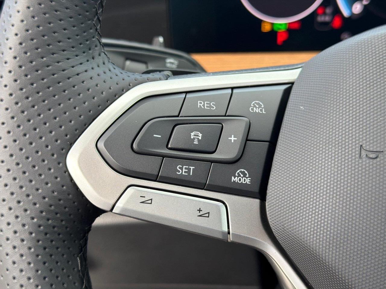 2026 Volkswagen Tiguan SEL R-Line Turbo Hagerstown MD