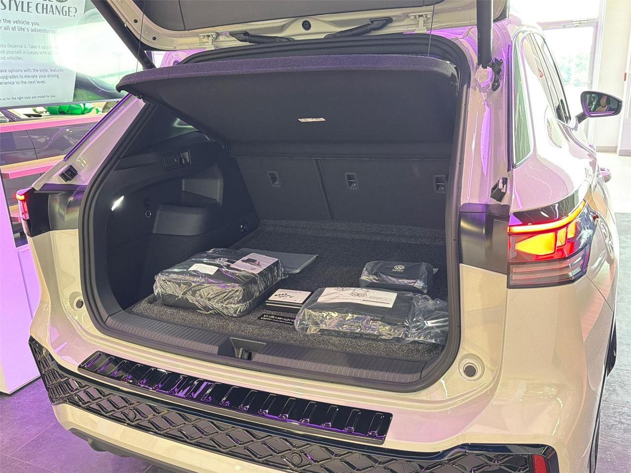 2026 Volkswagen Tiguan SEL R-Line Turbo Hagerstown MD