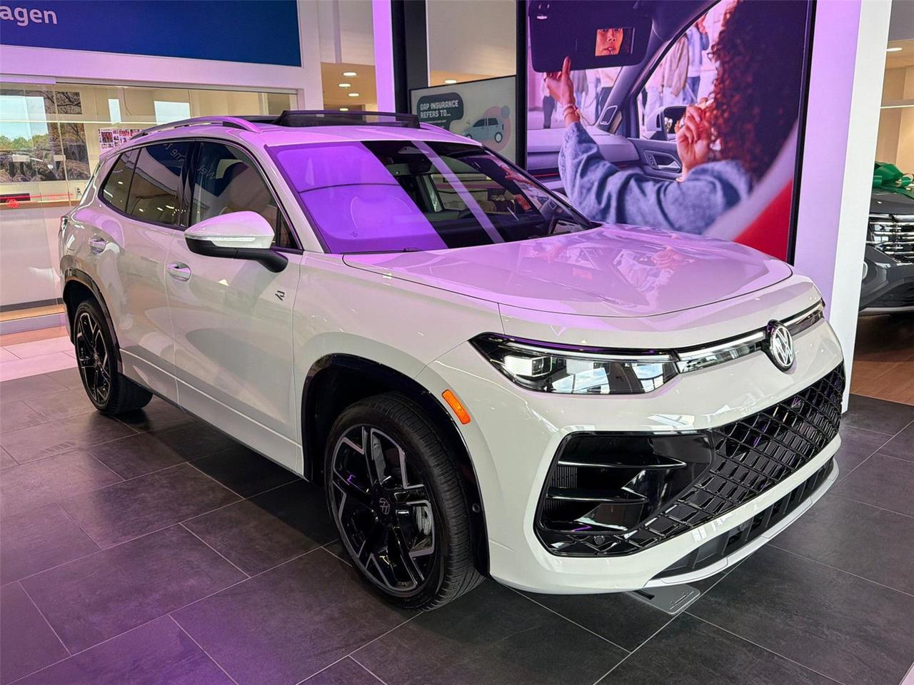 2026 Volkswagen Tiguan SEL R-Line Turbo