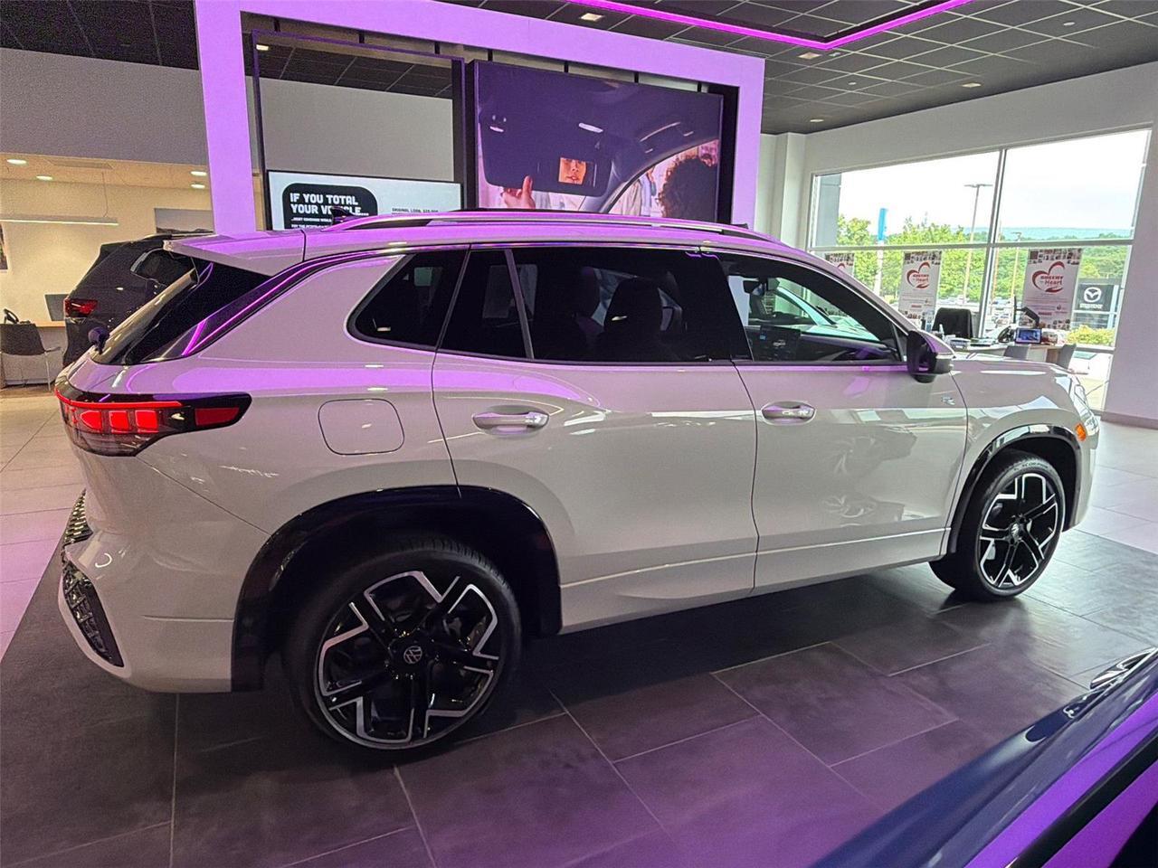 2026 Volkswagen Tiguan SEL R-Line Turbo Hagerstown MD