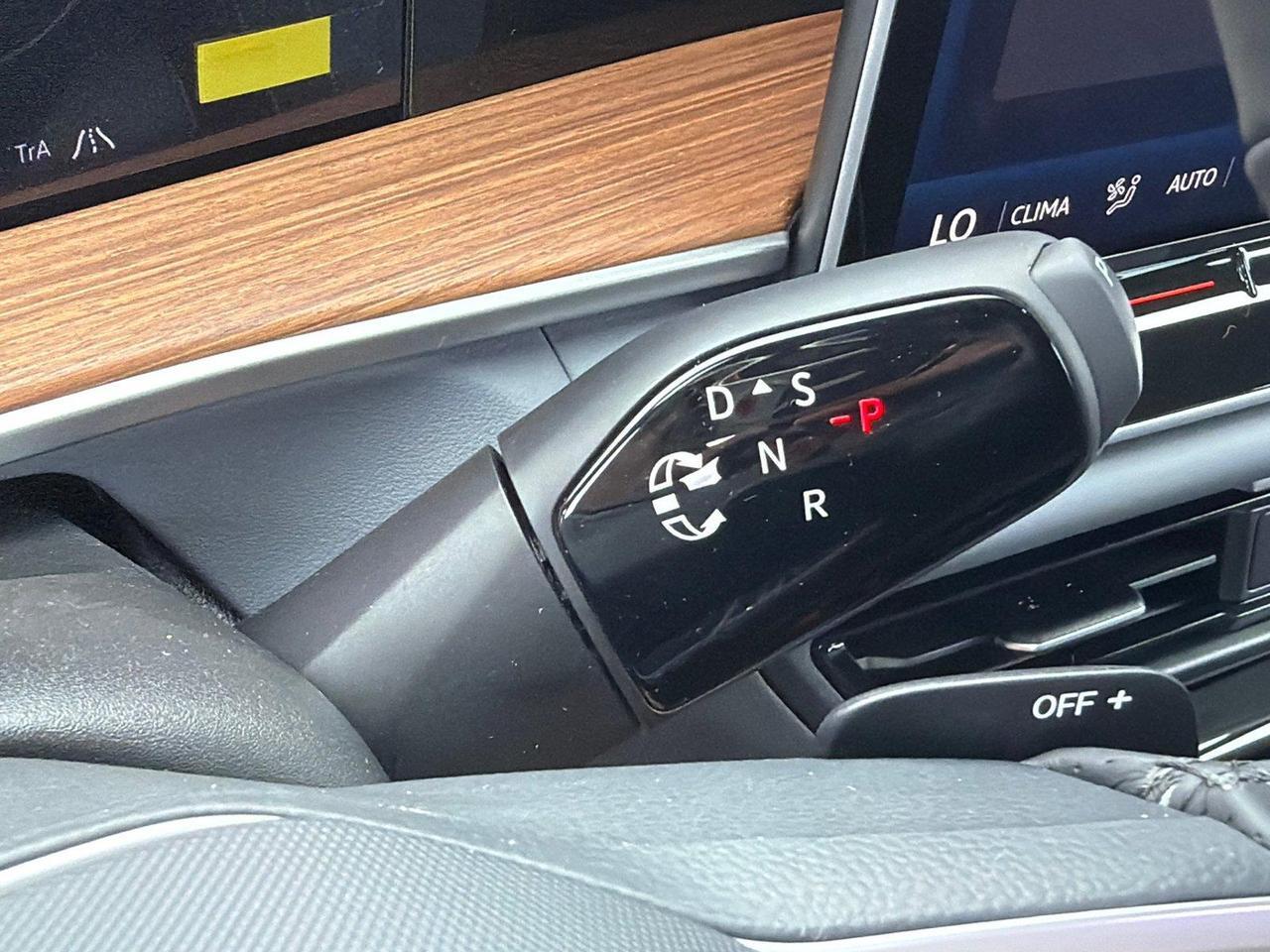2026 Volkswagen Tiguan SEL R-Line Turbo Hagerstown MD