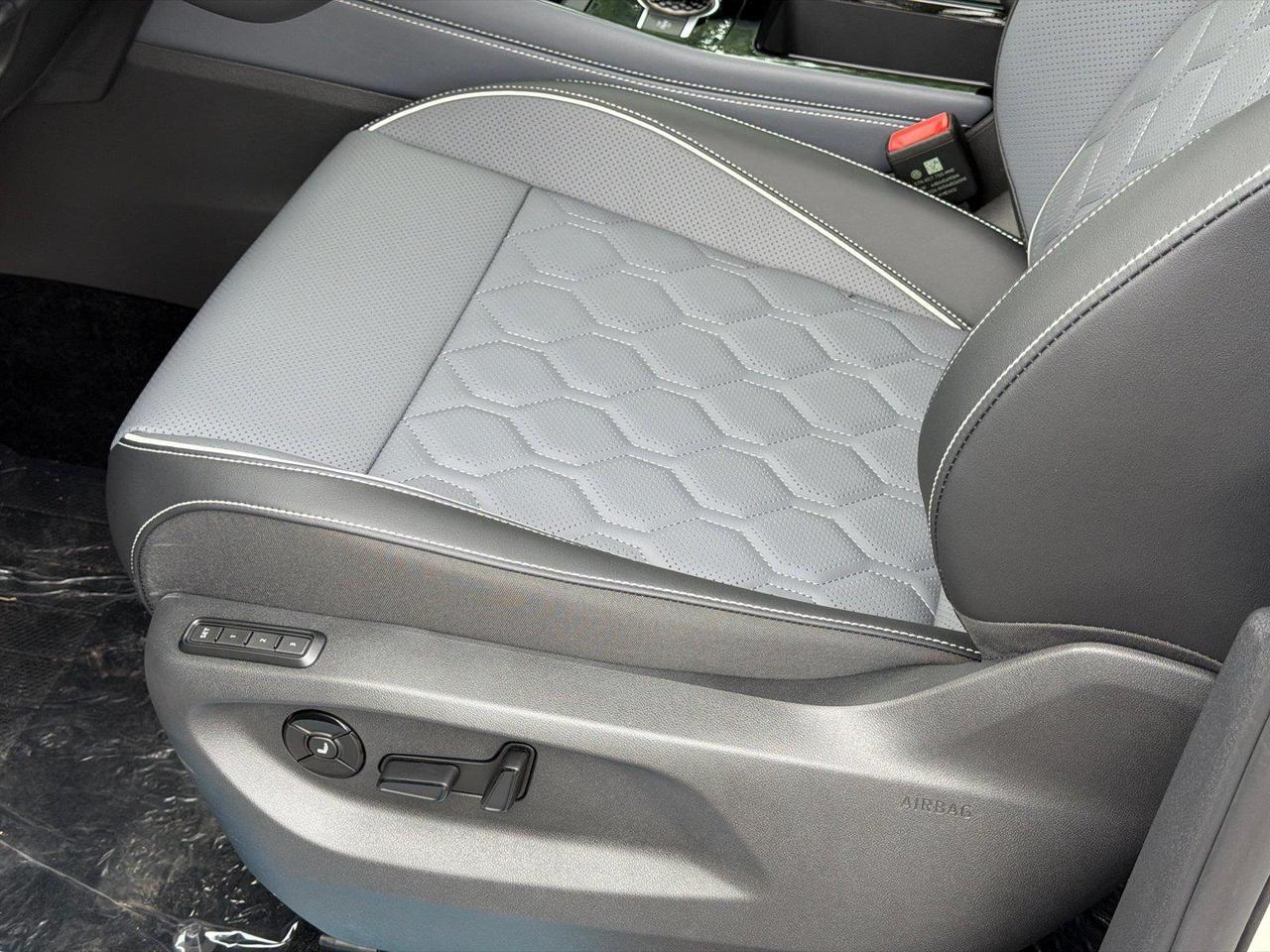 2026 Volkswagen Tiguan SEL R-Line Turbo Hagerstown MD