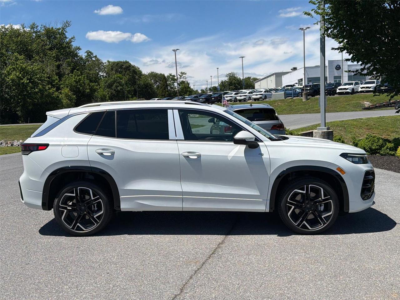 2026 Volkswagen Tiguan SEL R-Line Turbo Hagerstown MD
