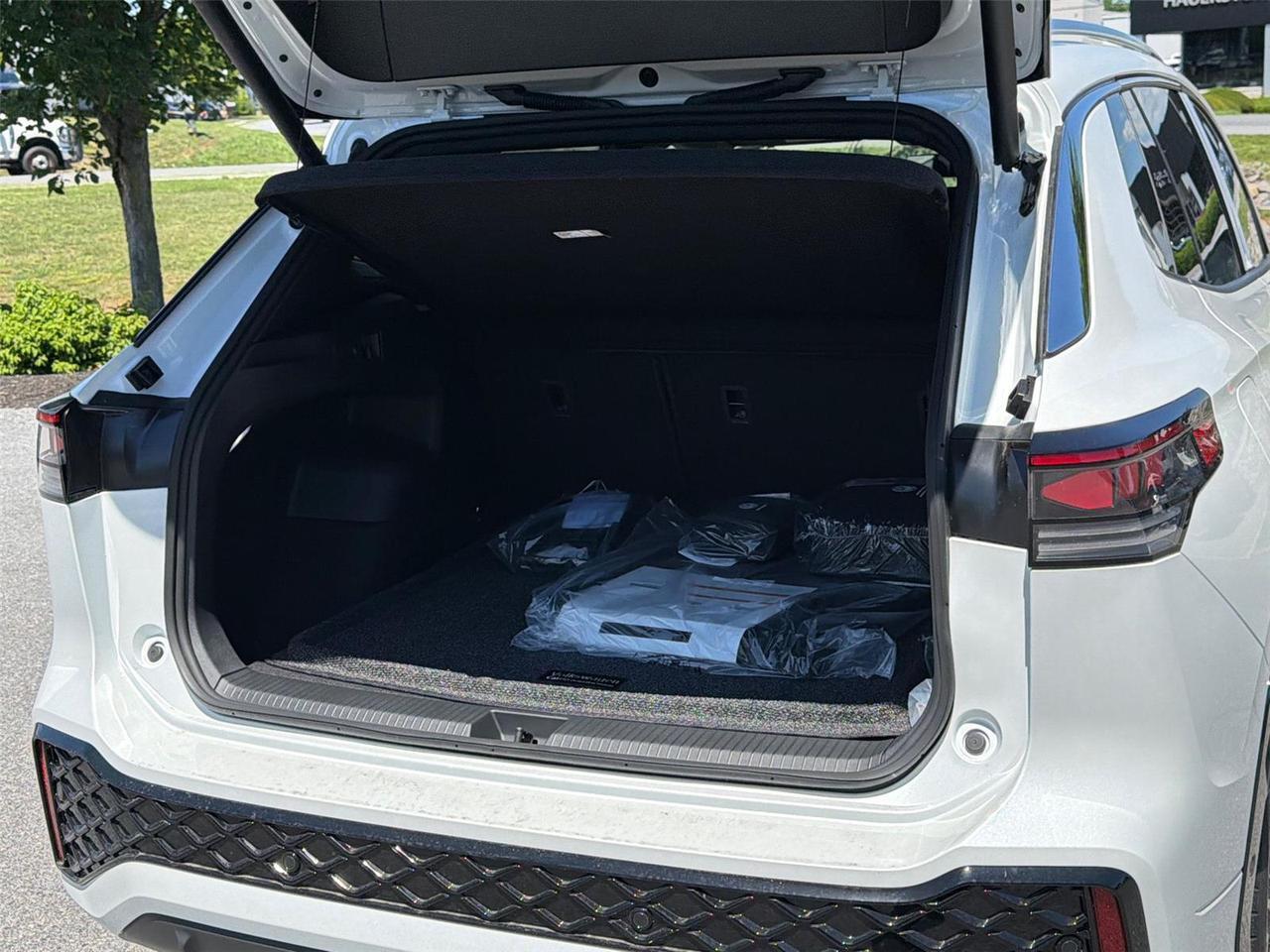 2026 Volkswagen Tiguan SEL R-Line Turbo Hagerstown MD