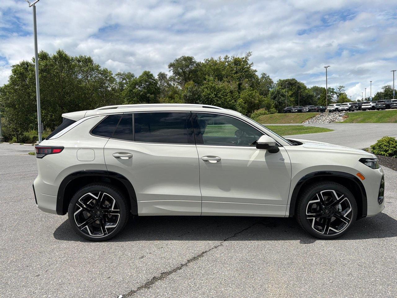 2026 Volkswagen Tiguan SEL R-Line Turbo Hagerstown MD