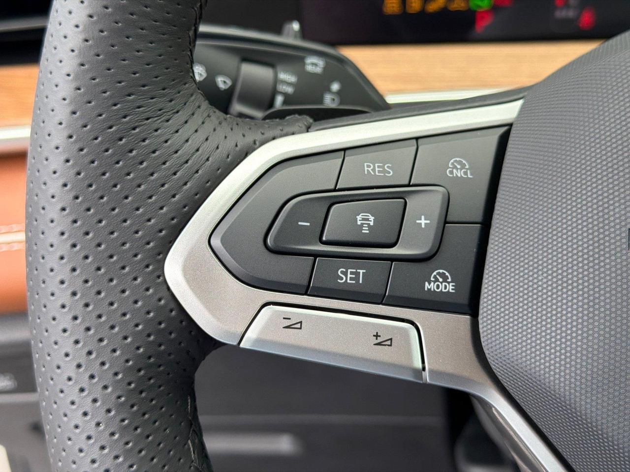 2026 Volkswagen Tiguan SEL R-Line Turbo Hagerstown MD