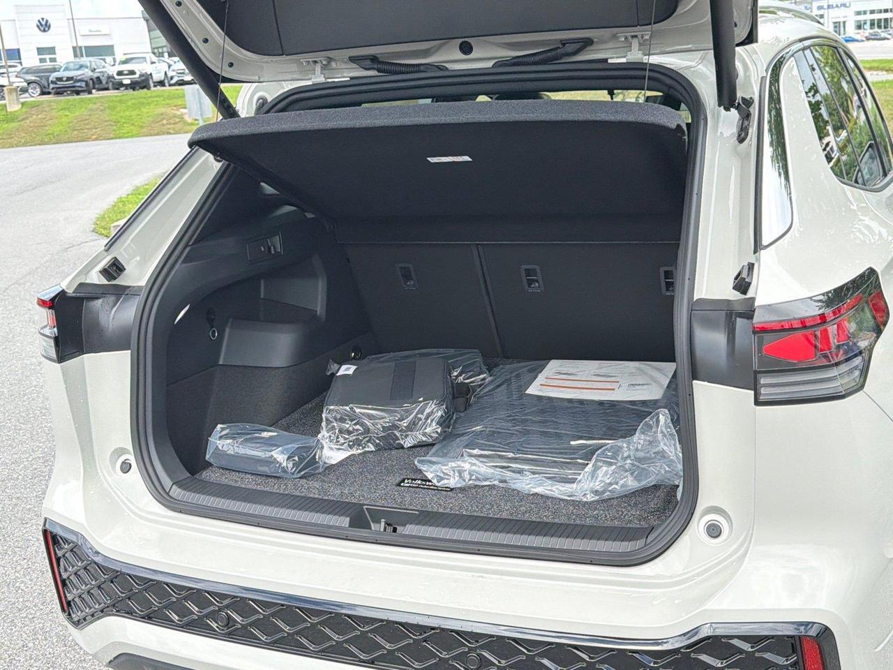 2026 Volkswagen Tiguan SEL R-Line Turbo Hagerstown MD