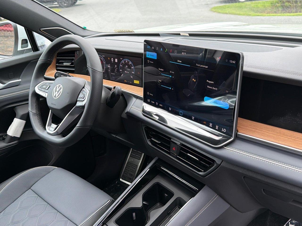 2026 Volkswagen Tiguan SEL R-Line Turbo Hagerstown MD