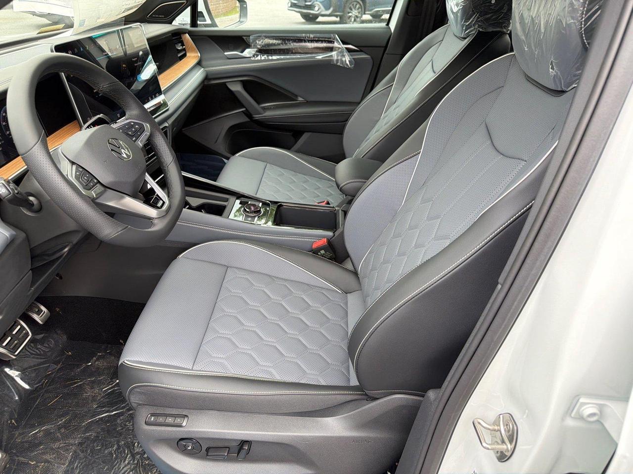 2026 Volkswagen Tiguan SEL R-Line Turbo Hagerstown MD