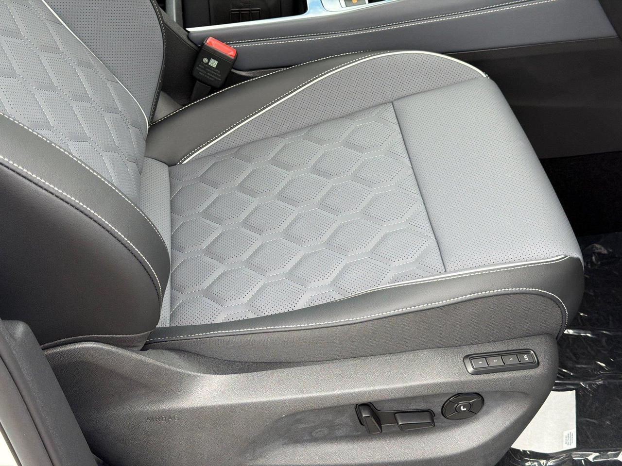 2026 Volkswagen Tiguan SEL R-Line Turbo Hagerstown MD