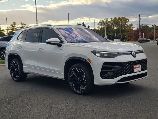 2026 Volkswagen Tiguan SEL