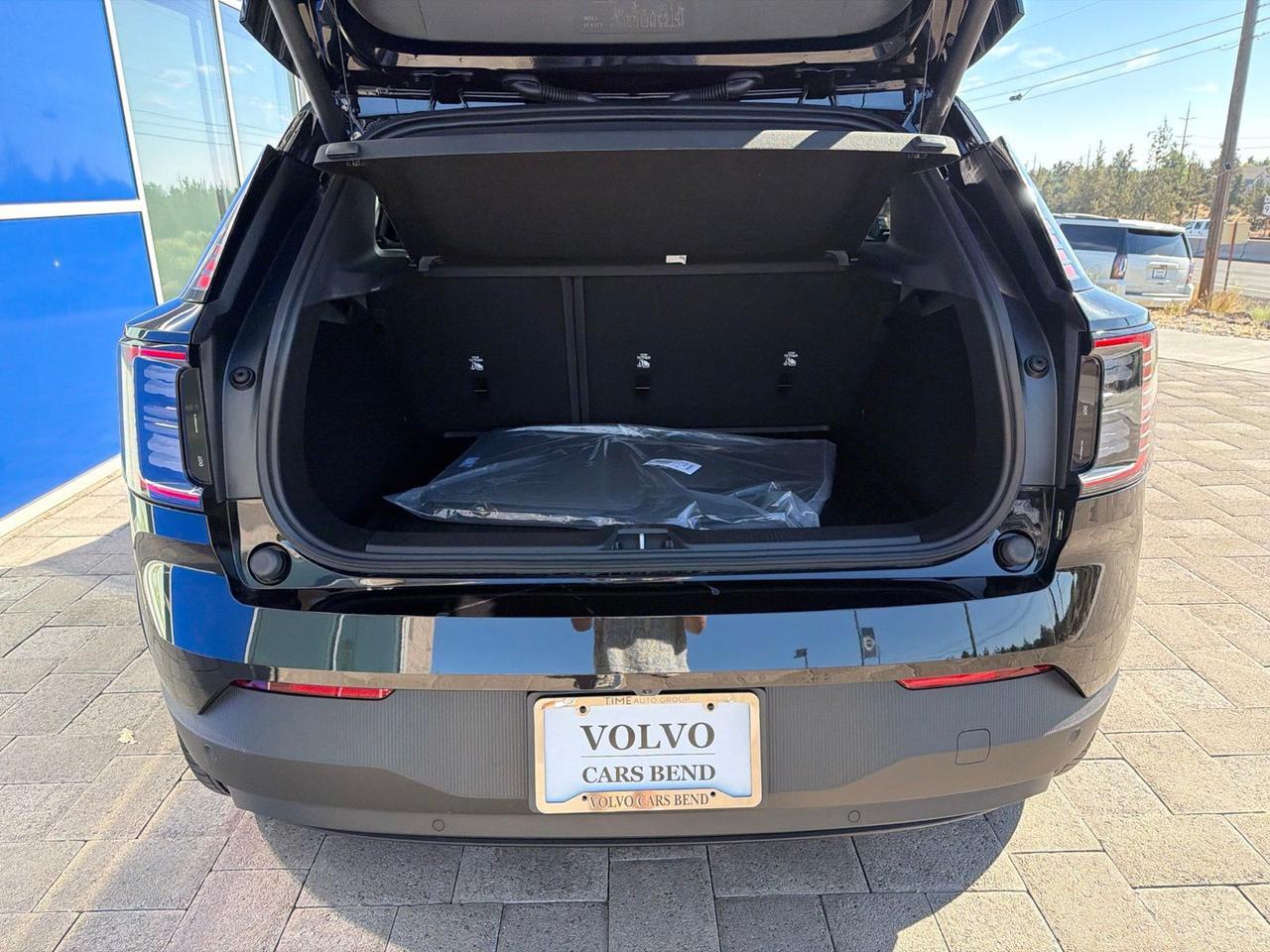 2026 Volvo EX30 Single Motor Plus Bend OR