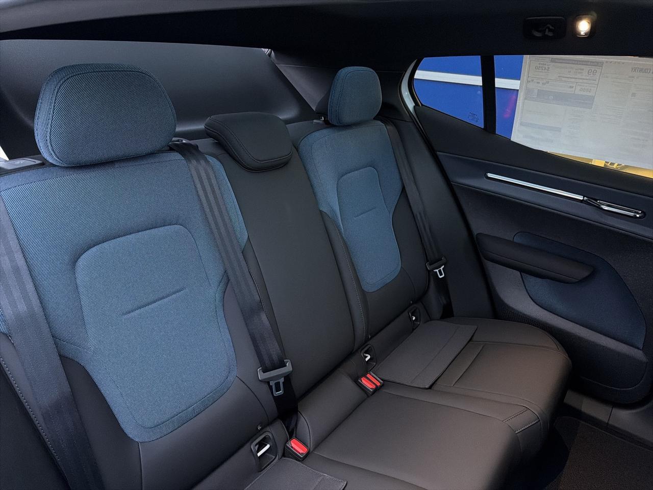 2026 Volvo EX30 Twin Motor Cross Country Ultra Bend OR