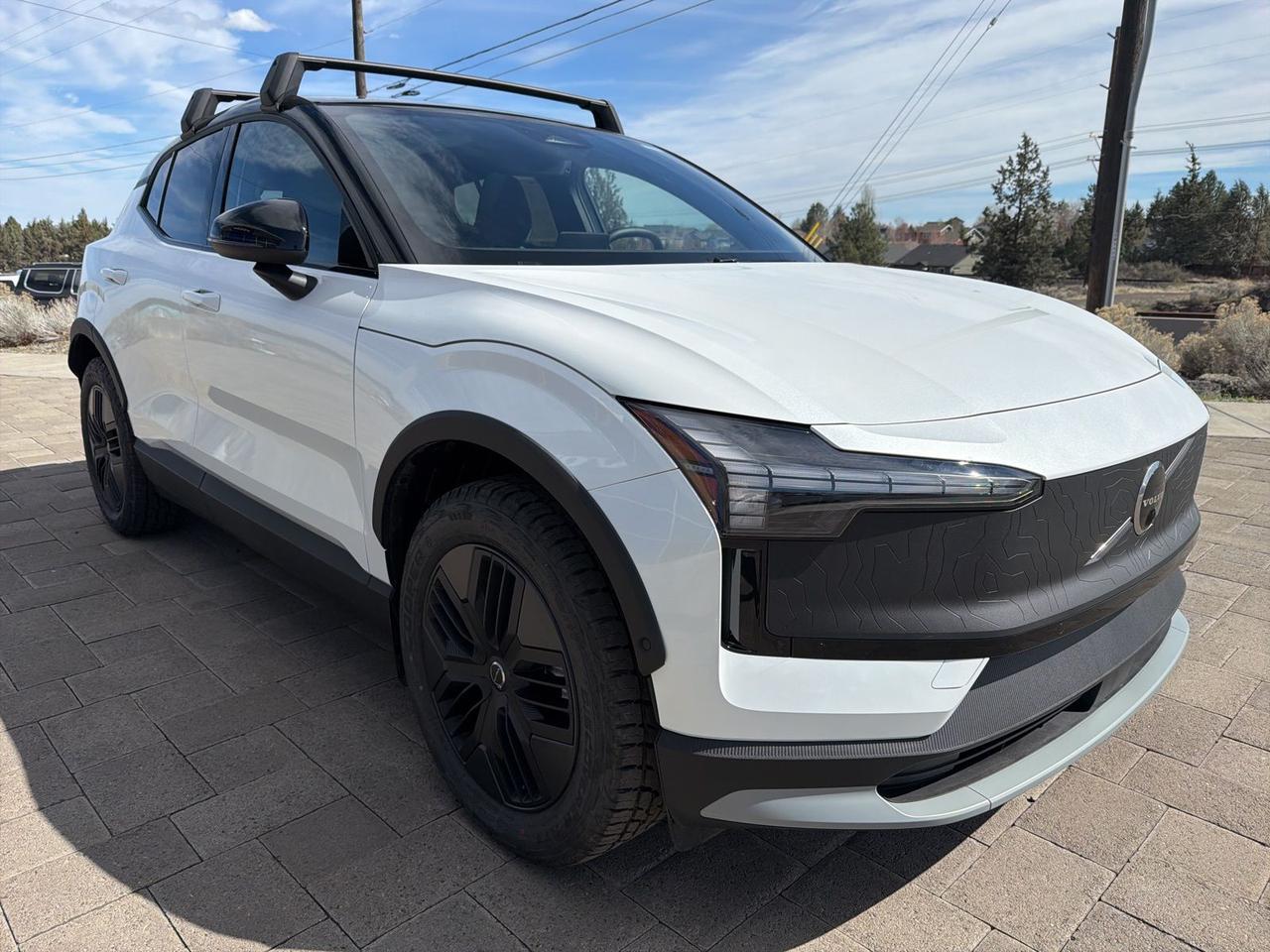 2026 Volvo EX30 Twin Motor Cross Country Ultra