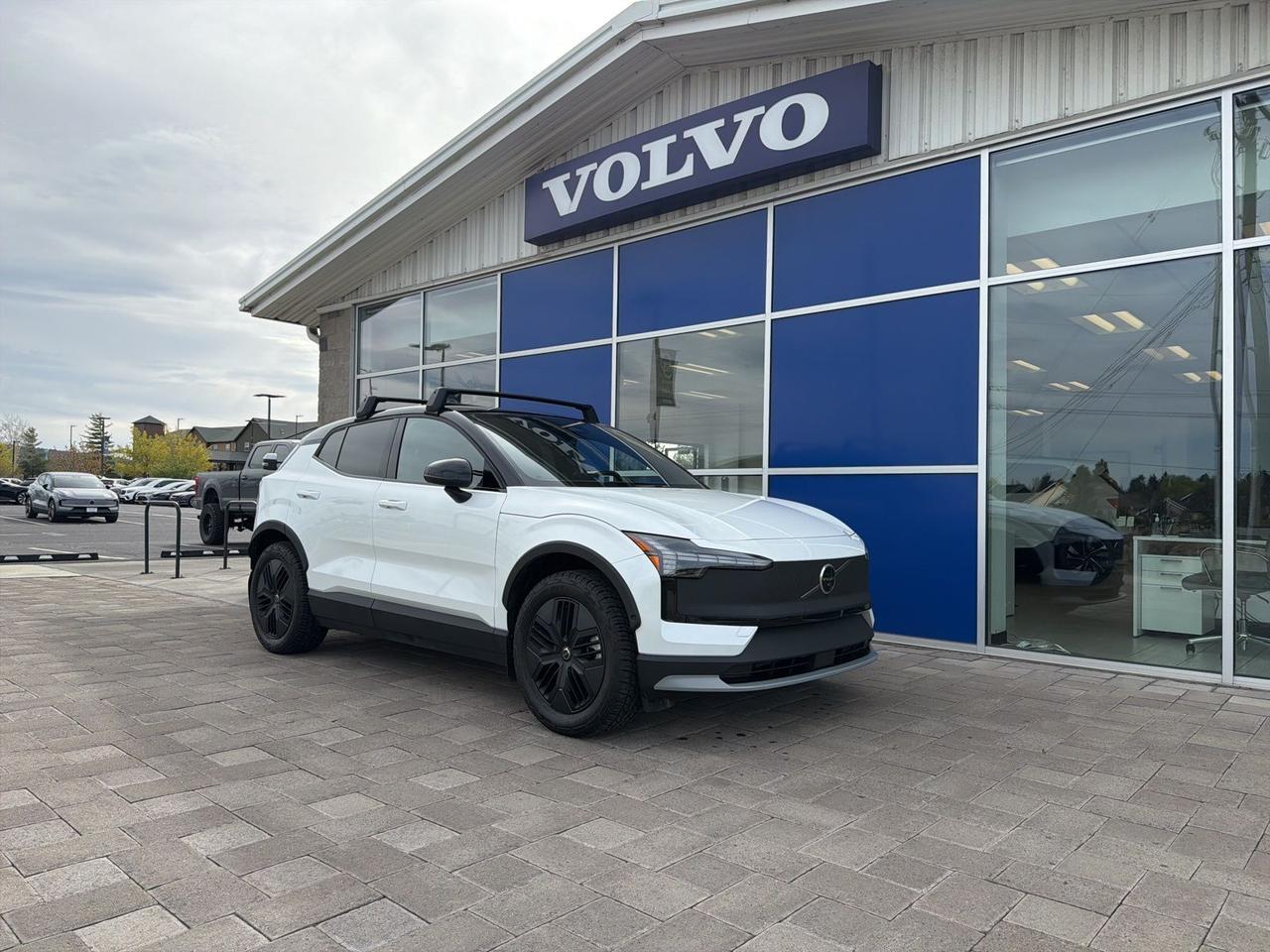 2026 Volvo EX30 Twin Motor Cross Country Ultra Bend OR