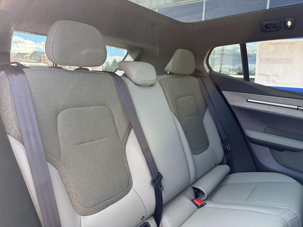 2026 Volvo EX30 Twin Motor Cross Country Ultra Bend OR