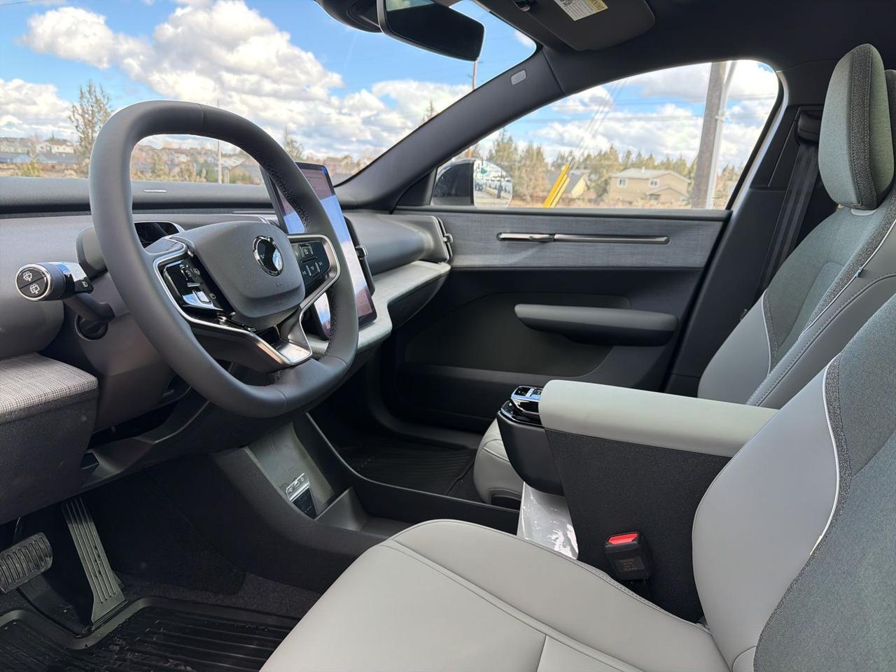 2026 Volvo EX30 Twin Motor Cross Country Ultra Bend OR