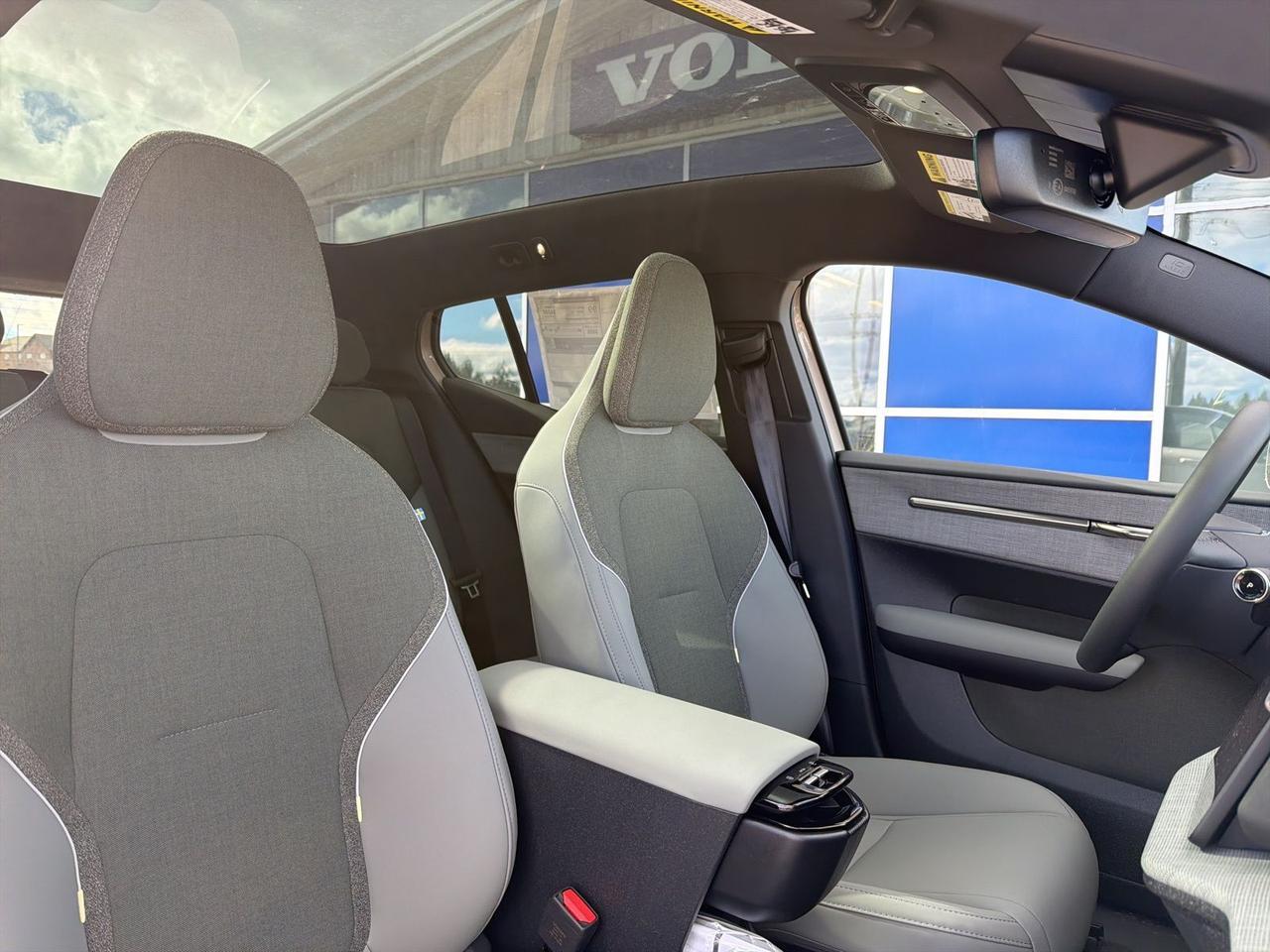 2026 Volvo EX30 Twin Motor Cross Country Ultra Bend OR