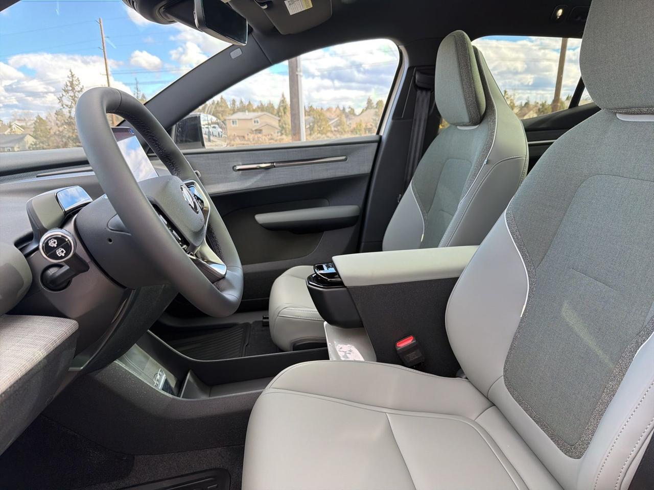 2026 Volvo EX30 Twin Motor Cross Country Ultra Bend OR