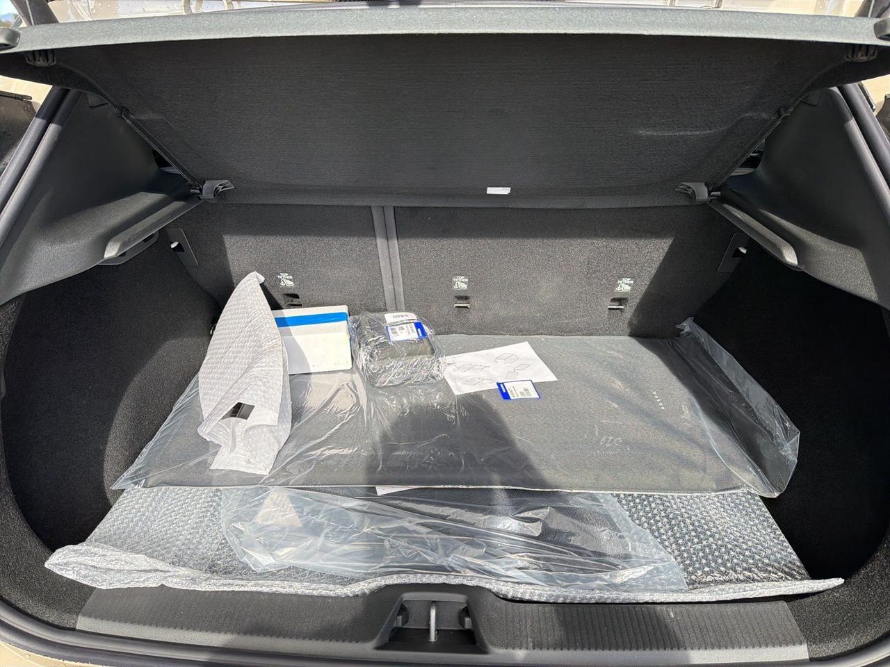 2026 Volvo EX30 Twin Motor Cross Country Ultra Bend OR