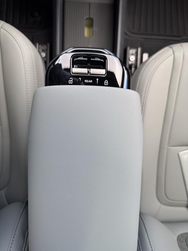 2026 Volvo EX30 Twin Motor Cross Country Ultra Bend OR