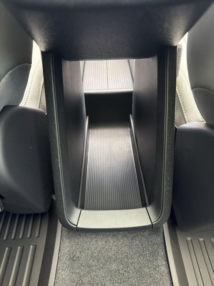 2026 Volvo EX30 Twin Motor Cross Country Ultra Bend OR