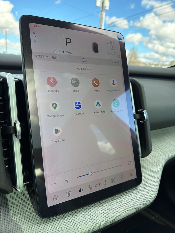 2026 Volvo EX30 Twin Motor Cross Country Ultra Bend OR