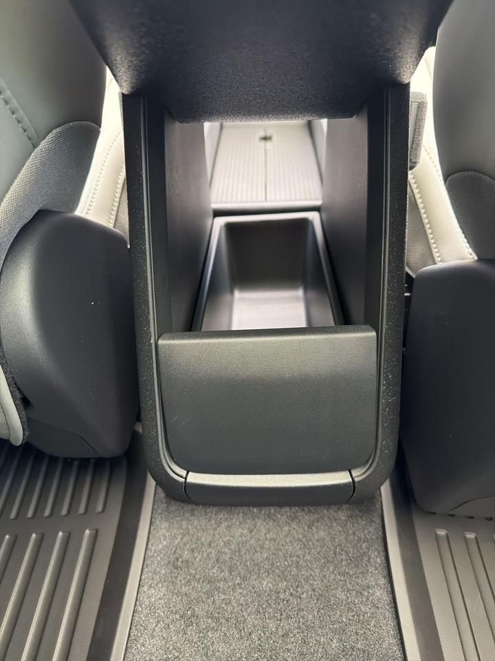 2026 Volvo EX30 Twin Motor Cross Country Ultra Bend OR