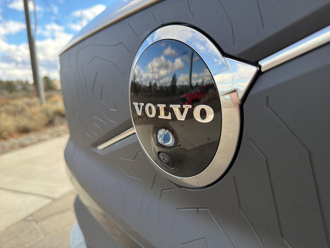 2026 Volvo EX30 Twin Motor Cross Country Ultra Bend OR