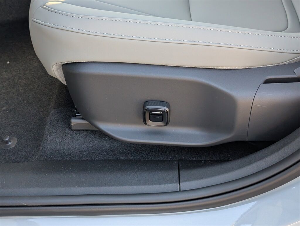 2026 Volvo EX30 Twin Motor Cross Country Ultra Hunt Valley MD